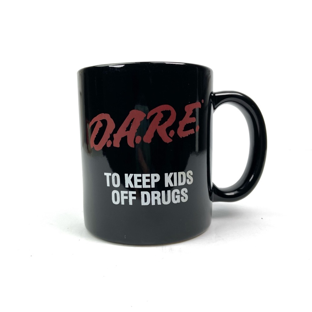 Vintage D.A.R.E. To Keep Kids Off Drugs Coffee Mug Black DARE